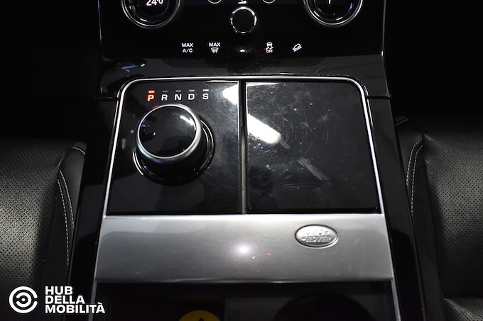 LAND ROVER Range Rover Velar 2.0D I4 240 CV R-Dynamic